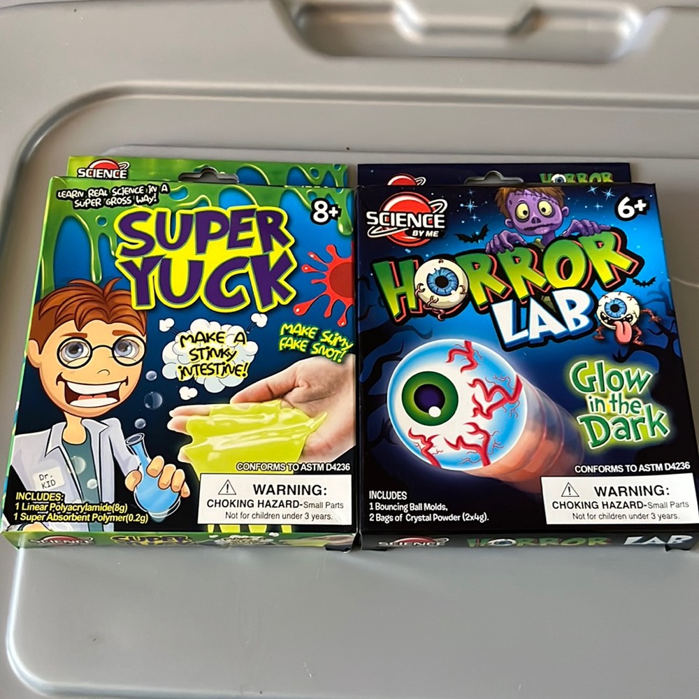Set of 2 Science by me kits. Super Yuck and Horror Lab. New.
